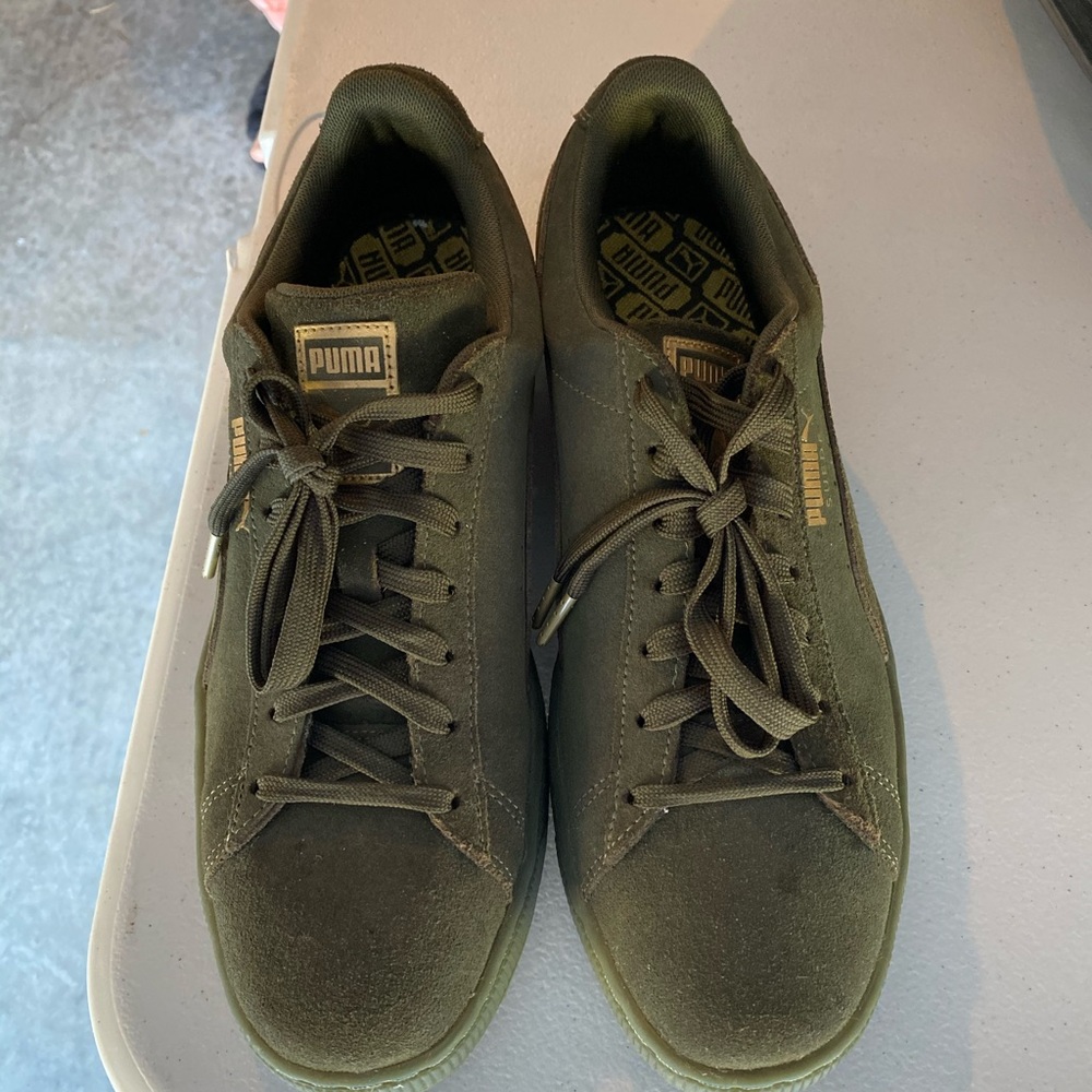 Puma suede green and gold size 12